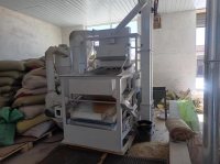 TQFS—40：50：80：100型组合清选机