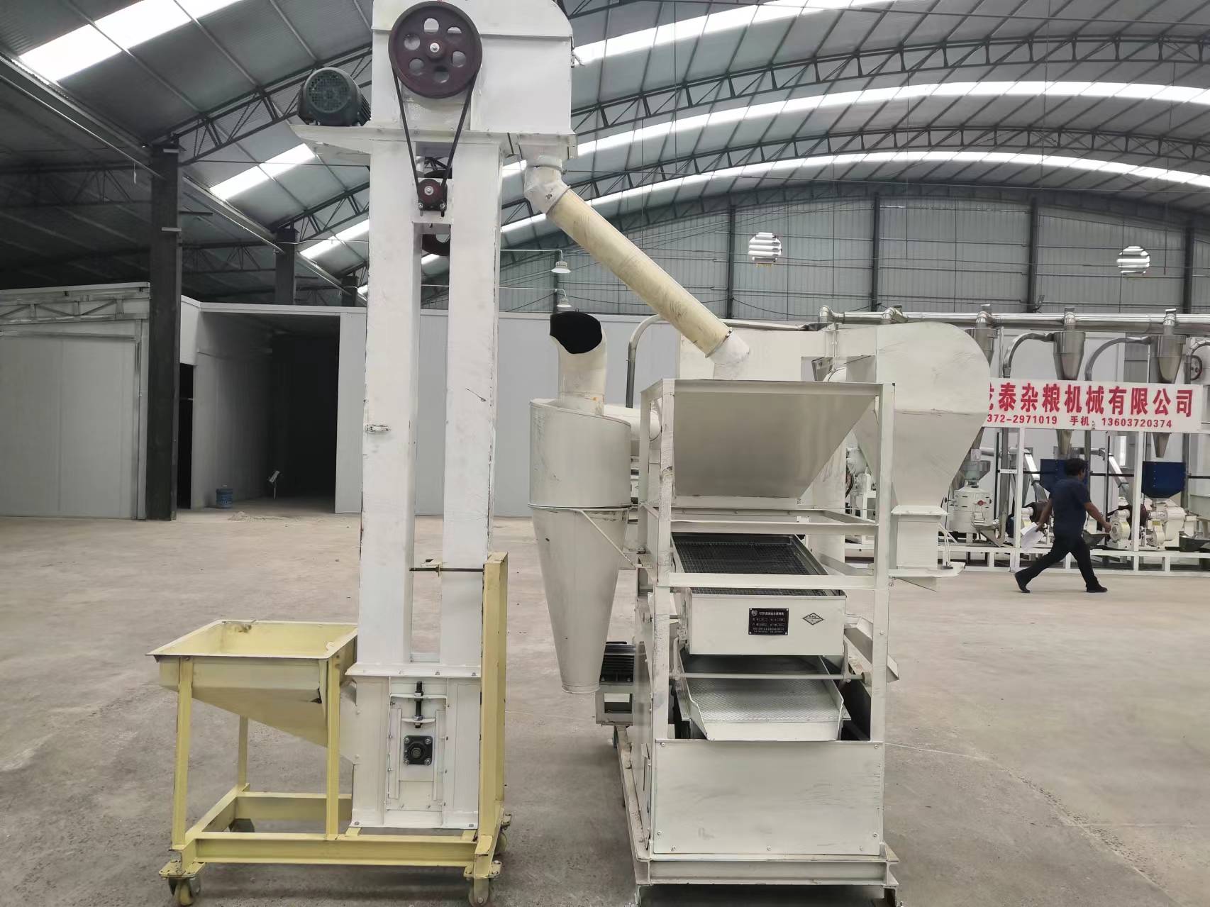 TQFS—40:50:80:100型组合清选机